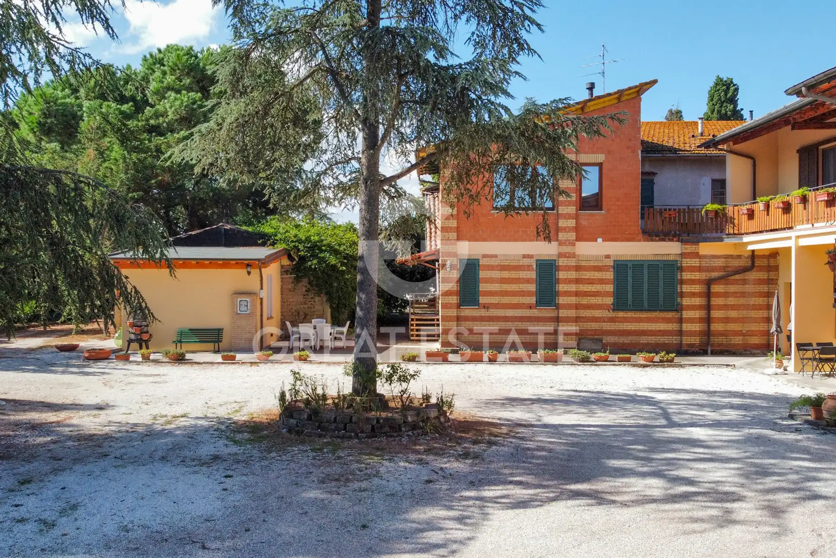 Дом 1025м² в Италии, Перуджа. Стоимостью 895000€ аренда фото-13