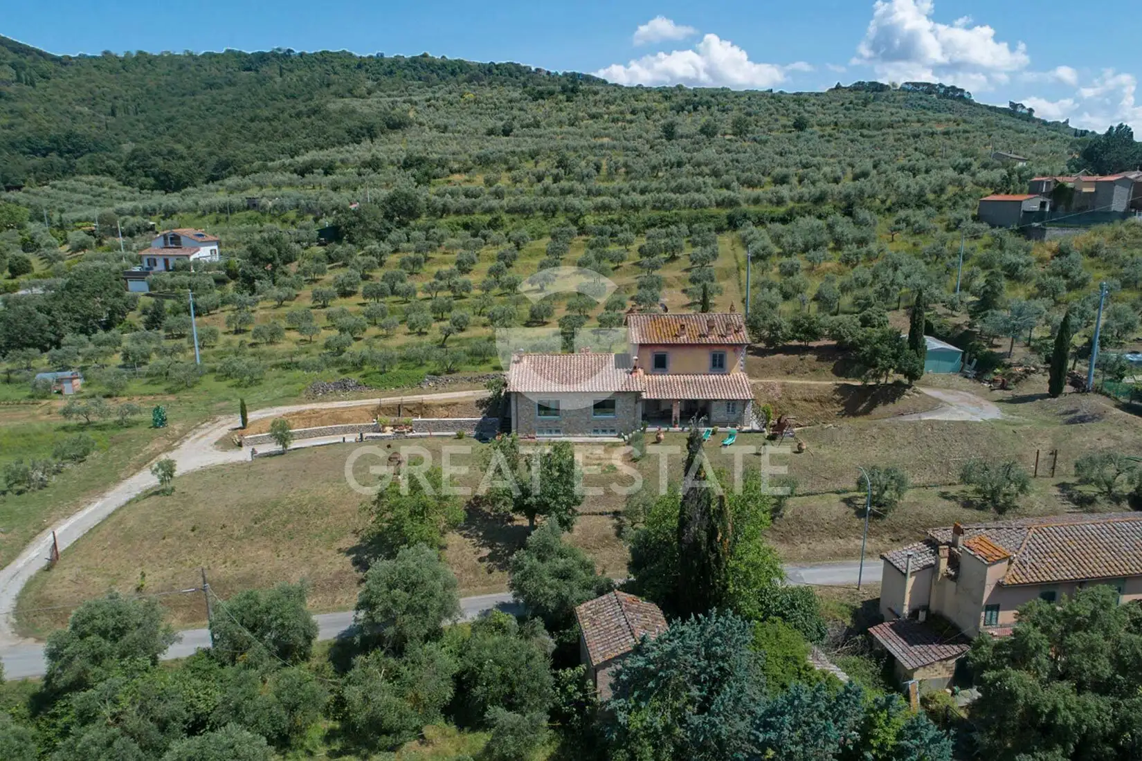 Дом 596м² в Италии, Ареццо. Стоимостью 1300000€ аренда фото-5