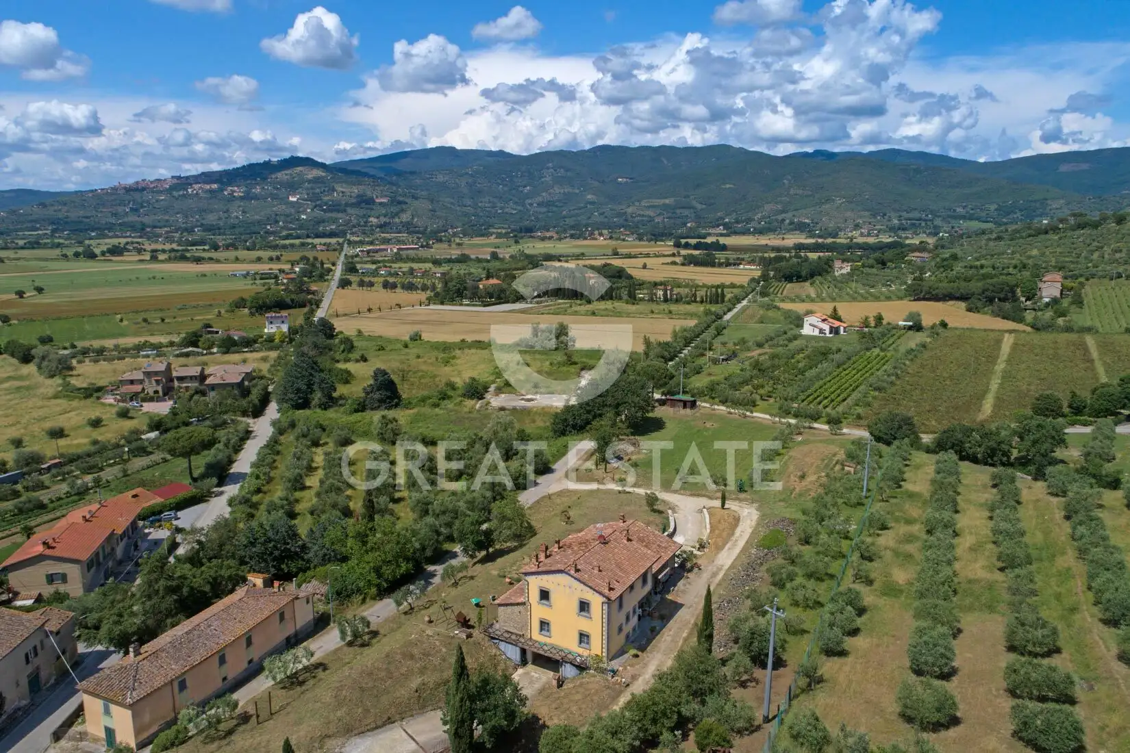 Дом 596м² в Италии, Ареццо. Стоимостью 1300000€ аренда фото-6