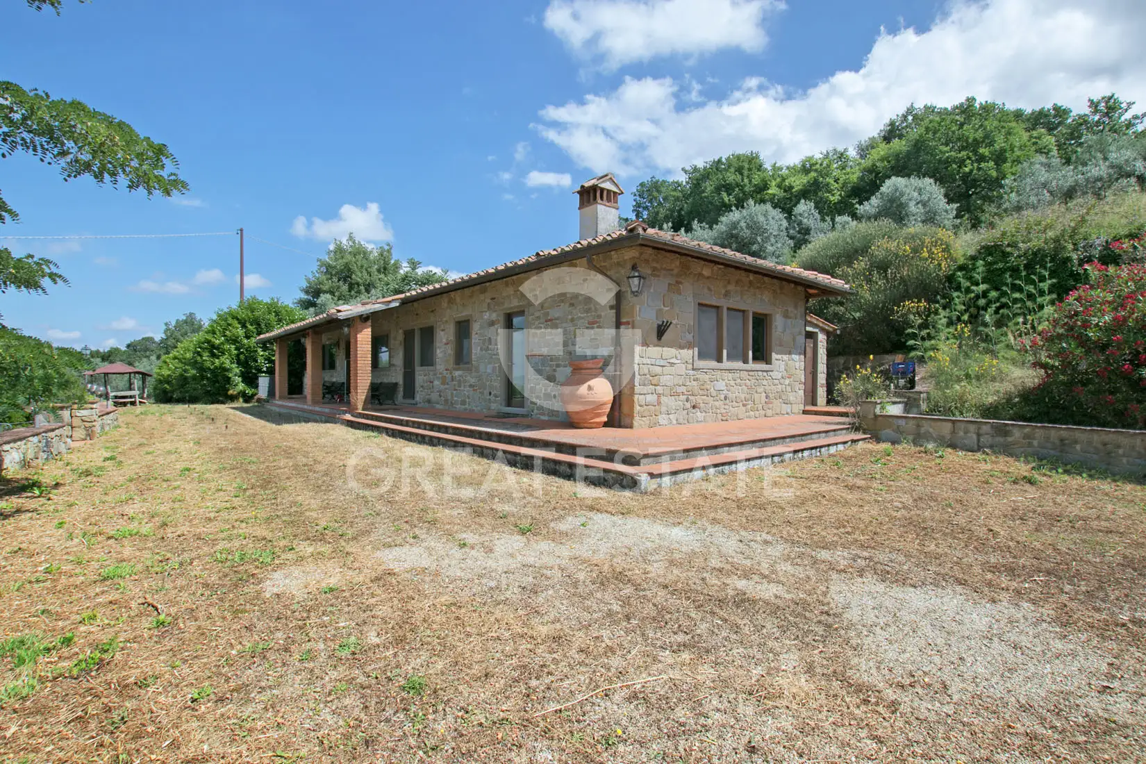 Дом 1218м² в Италии, Флоренция. Стоимостью 1100000€ аренда фото-13