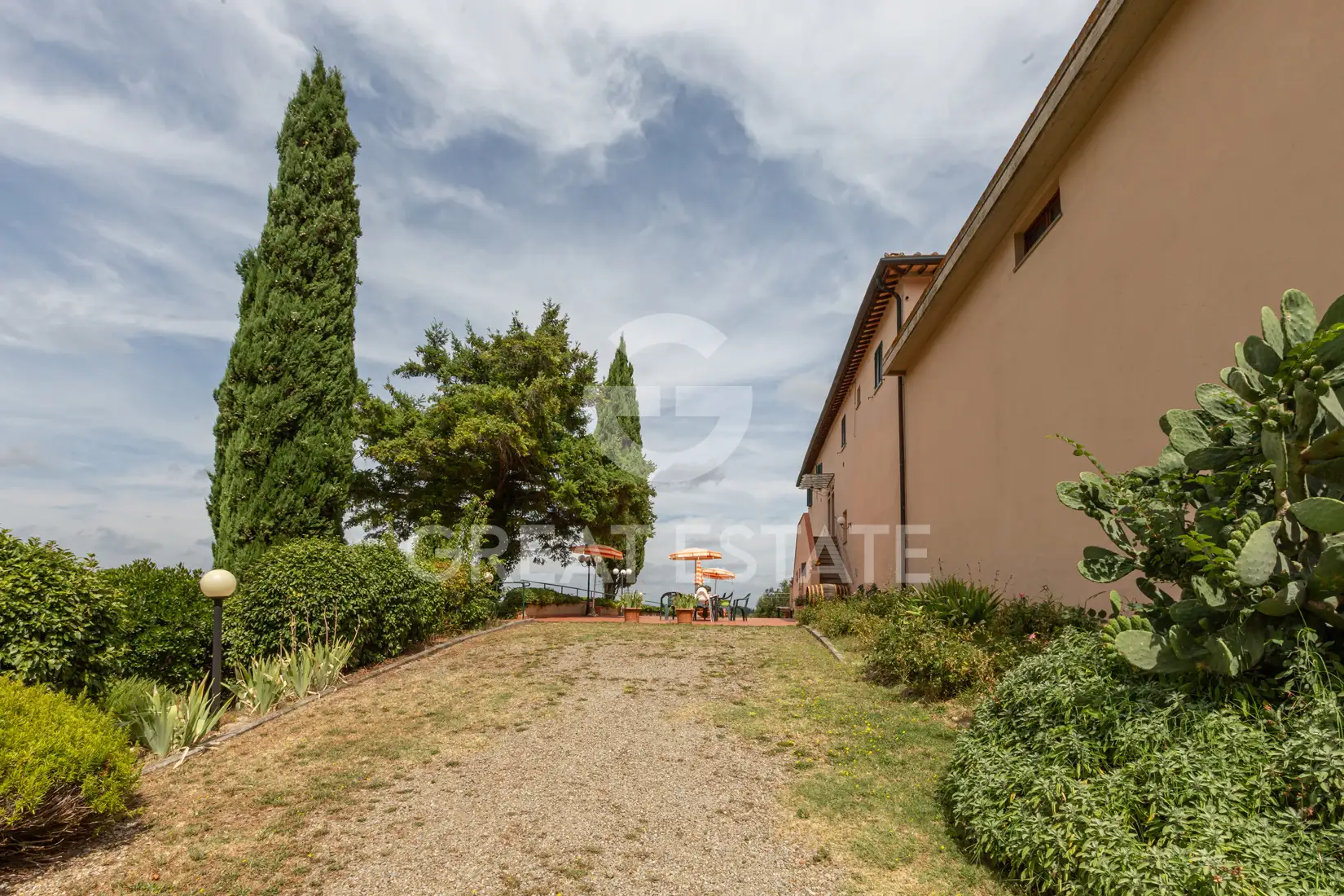 Дом 2283м² в Италии, Флоренция. Стоимостью 4700000€ аренда фото-9