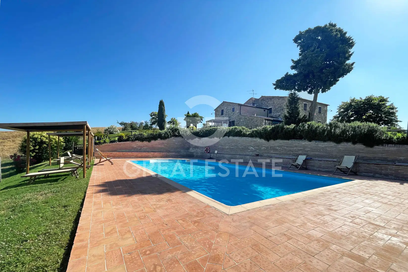 Дом 458м² в Италии, Сиена. Стоимостью 3200000€ аренда фото-15