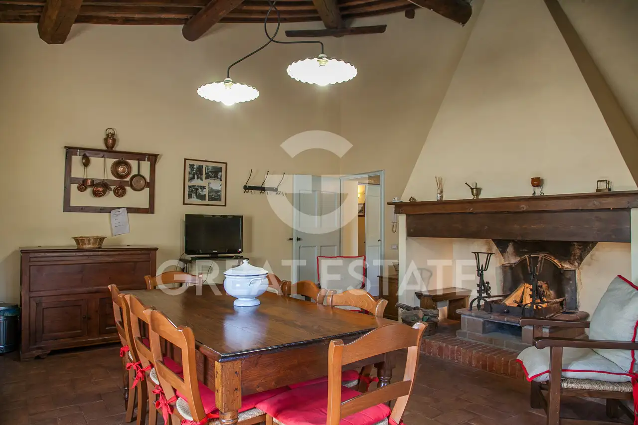 Дом 440м² в Италии, Сиена. Стоимостью 790000€ аренда фото-15