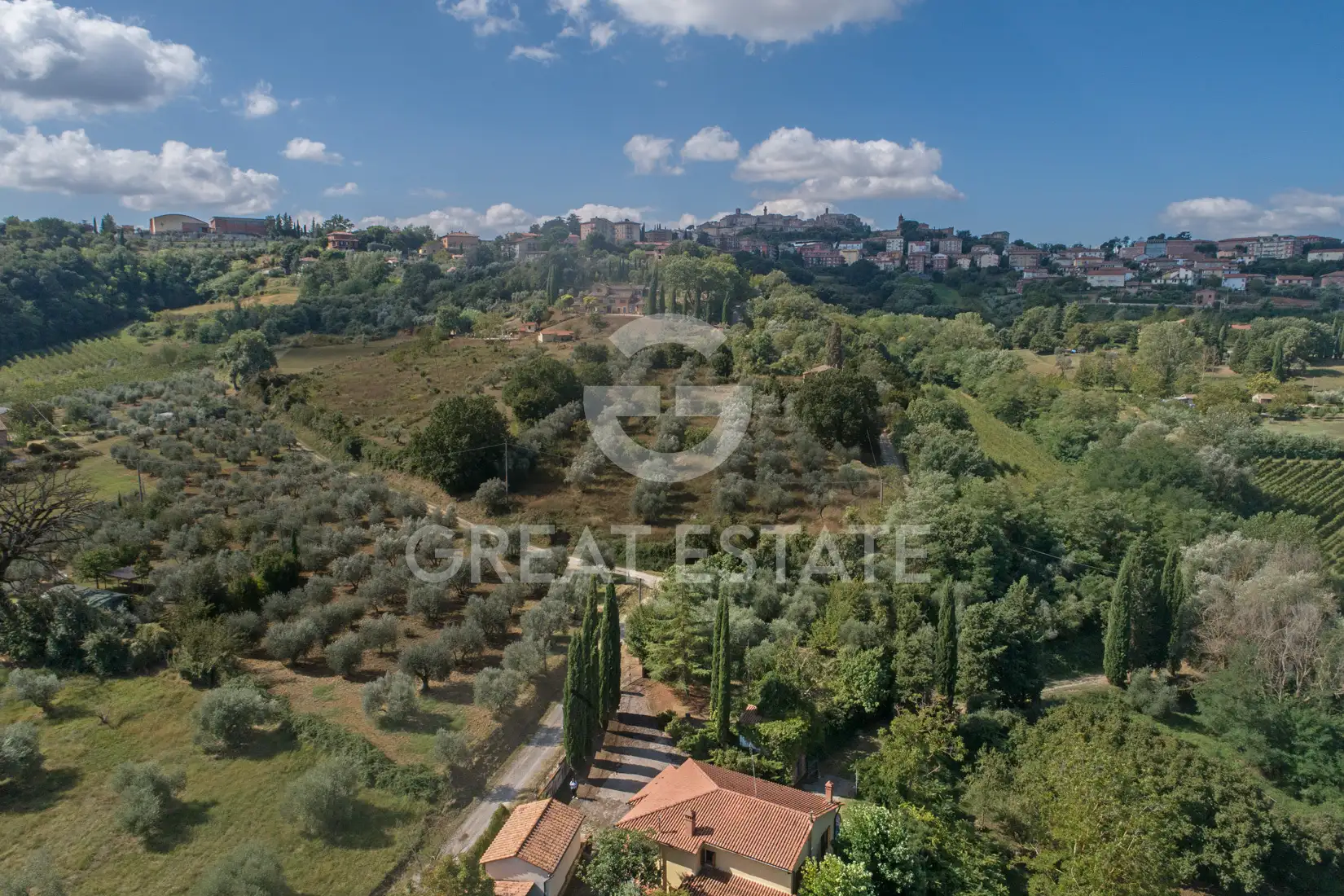 Дом 315м² в Италии, Сиена. Стоимостью 550000€ аренда фото-3