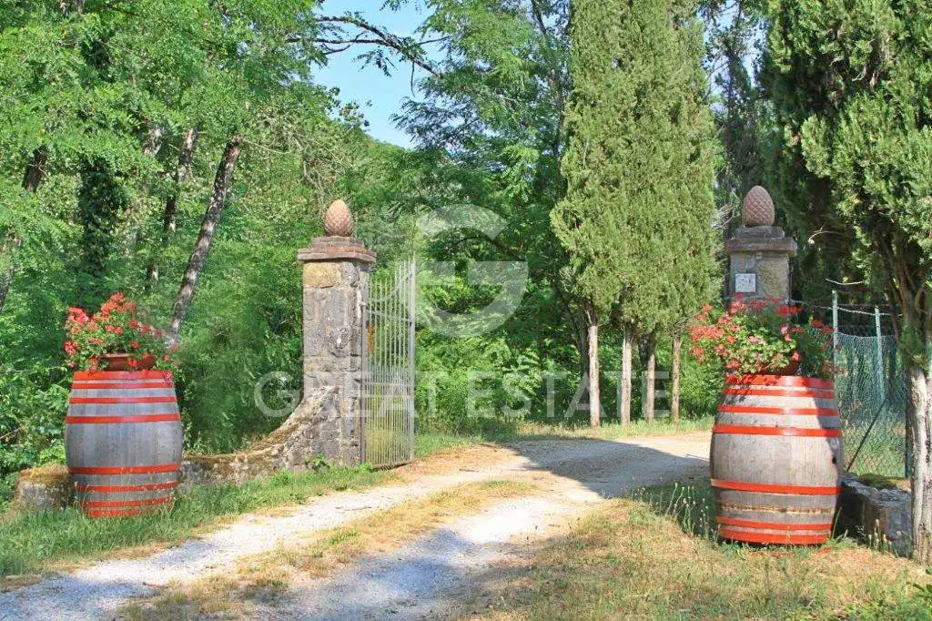 Дом 712м² в Италии, Сиена. Стоимостью 1200000€ аренда фото-12