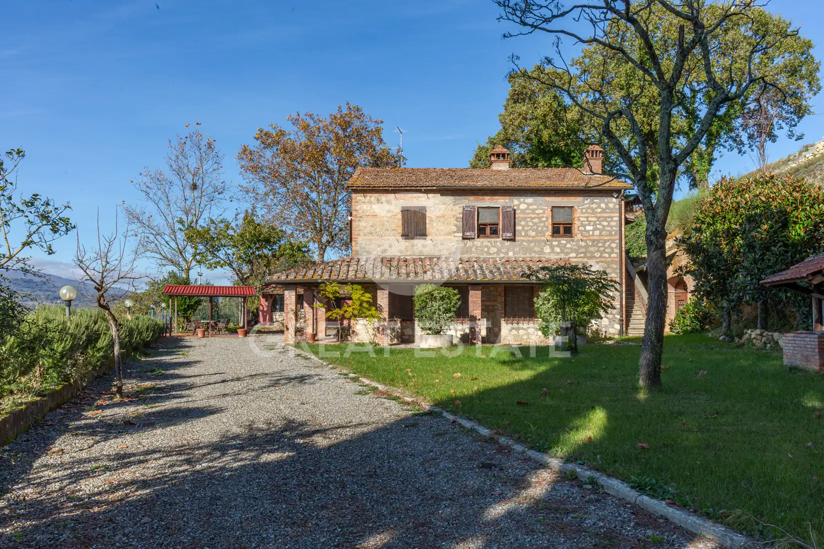 Дом 922м² в Италии, Сиена. Стоимостью 990000€ аренда фото-2