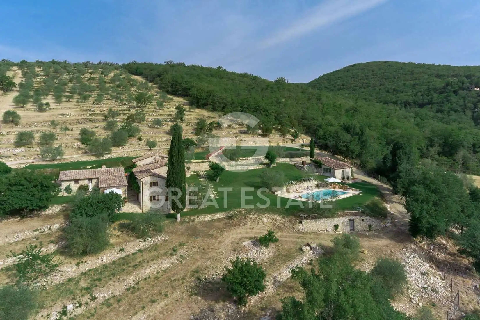 Дом 530м² в Италии, Сиена. Стоимостью 2500000€ аренда фото-8