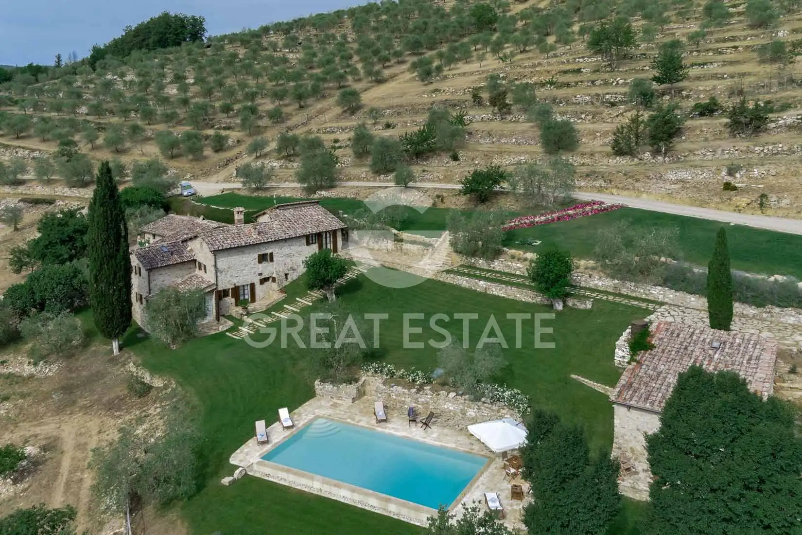 Дом 530м² в Италии, Сиена. Стоимостью 2500000€ аренда фото-12