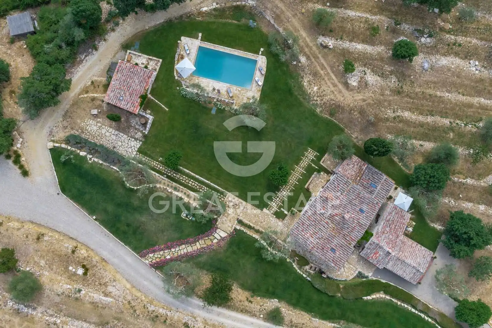 Дом 530м² в Италии, Сиена. Стоимостью 2500000€ аренда фото-13