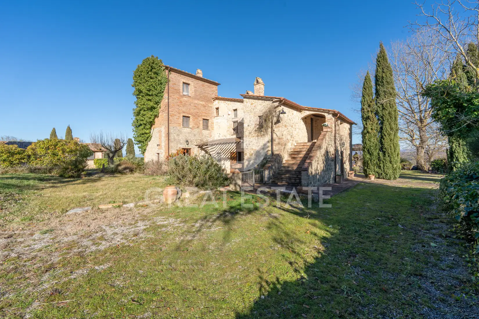 Дом 827м² в Италии, Сиена. Стоимостью 1490000€ аренда фото-3