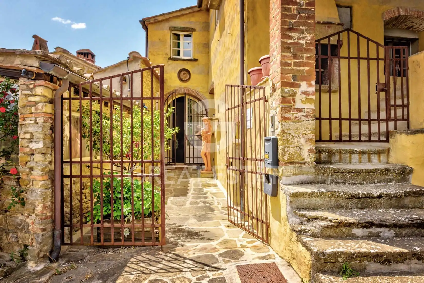 Дом 357м² в Италии, Ареццо. Стоимостью 1800000€ аренда фото-6