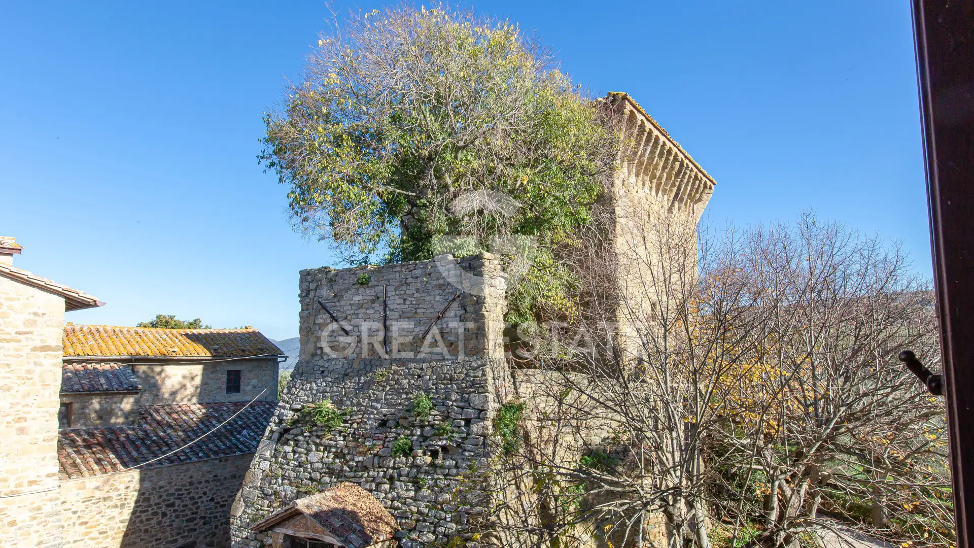 Вилла 1553м² в Италии, Перуджа. Стоимостью 1700000€ аренда фото-15