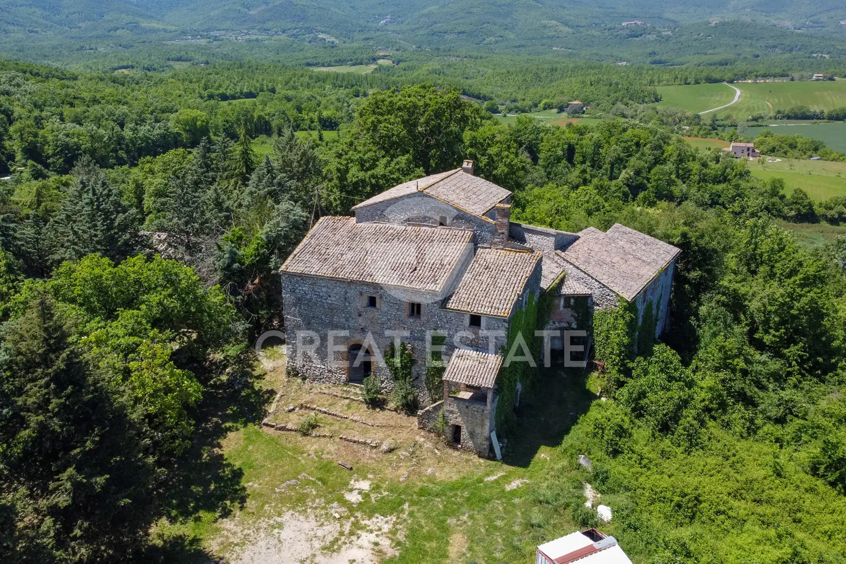 Вилла 2980м² в Италии, Терни. Стоимостью 1550000€ аренда фото-1