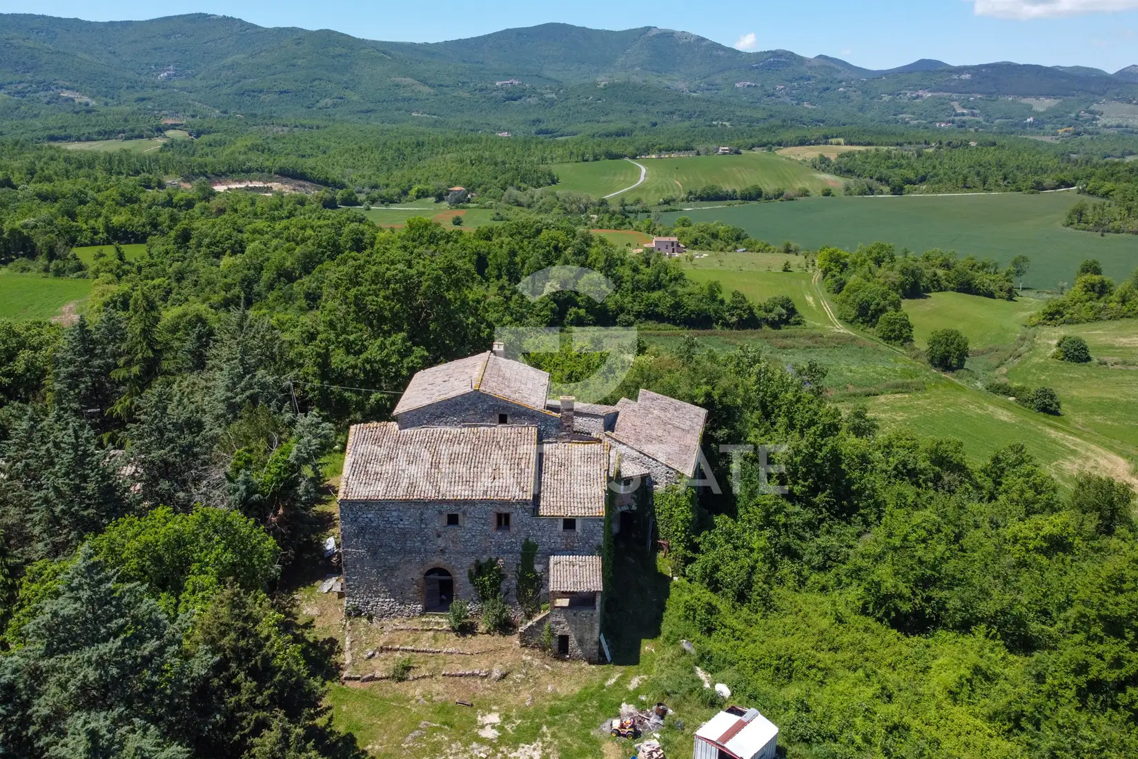 Вилла 2980м² в Италии, Терни. Стоимостью 1550000€ аренда фото-5