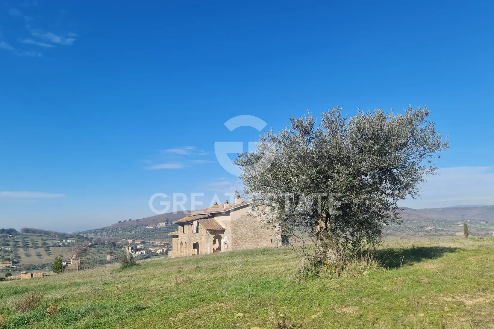 Дом 6537м² в Италии, Перуджа. Стоимостью 850000€ аренда фото-2
