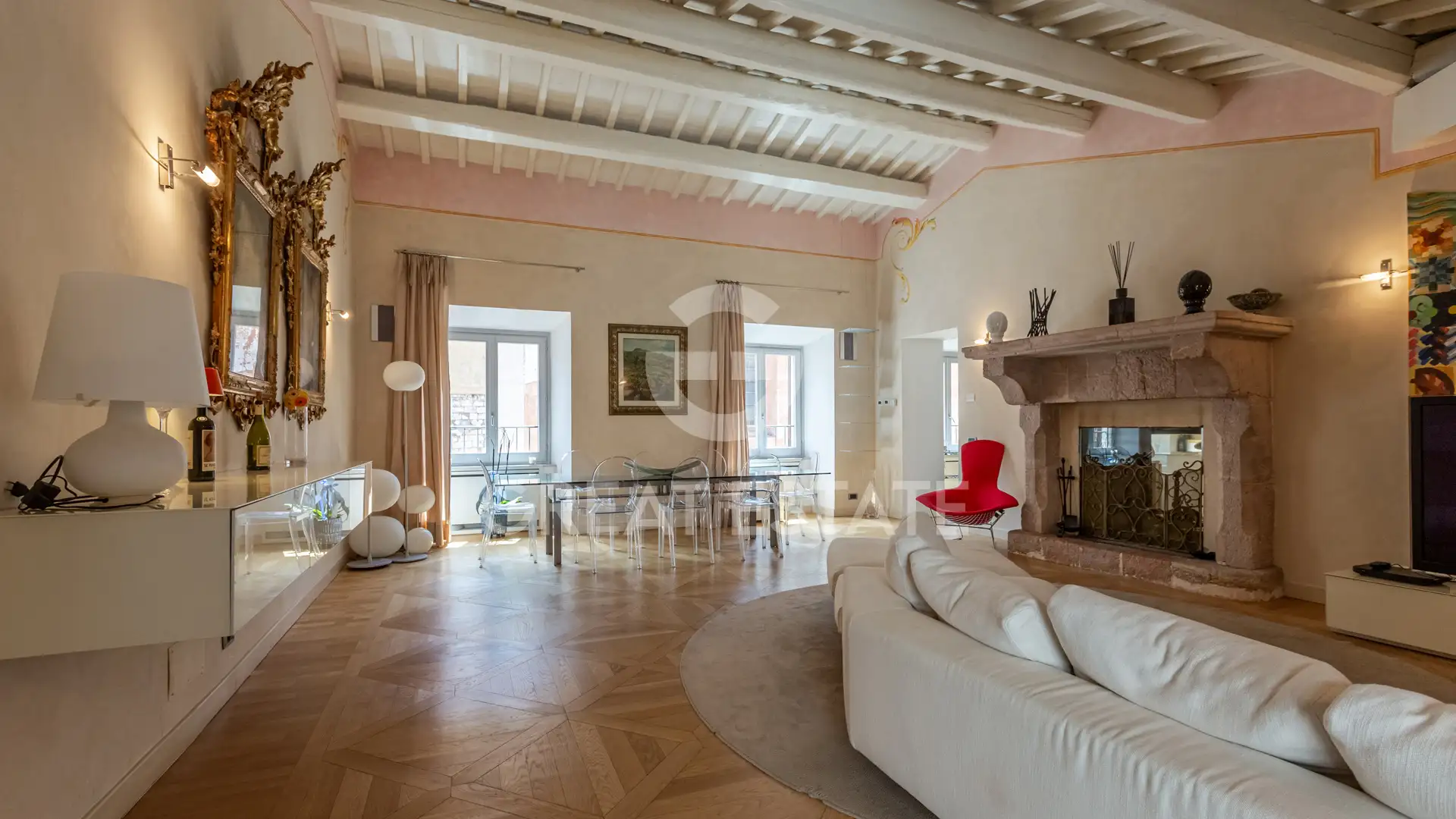 Квартира 319м² в Италии, Перуджа. Стоимостью 800000€ аренда фото-1