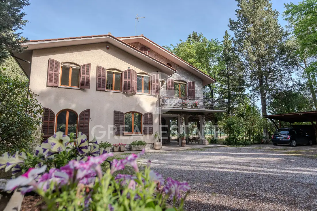 Дом 654м² в Италии, Сиена. Стоимостью 650000€ аренда фото-3