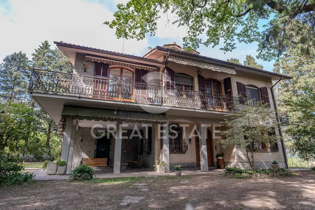 Дом 654м² в Италии, Сиена. Стоимостью 650000€ аренда фото-4