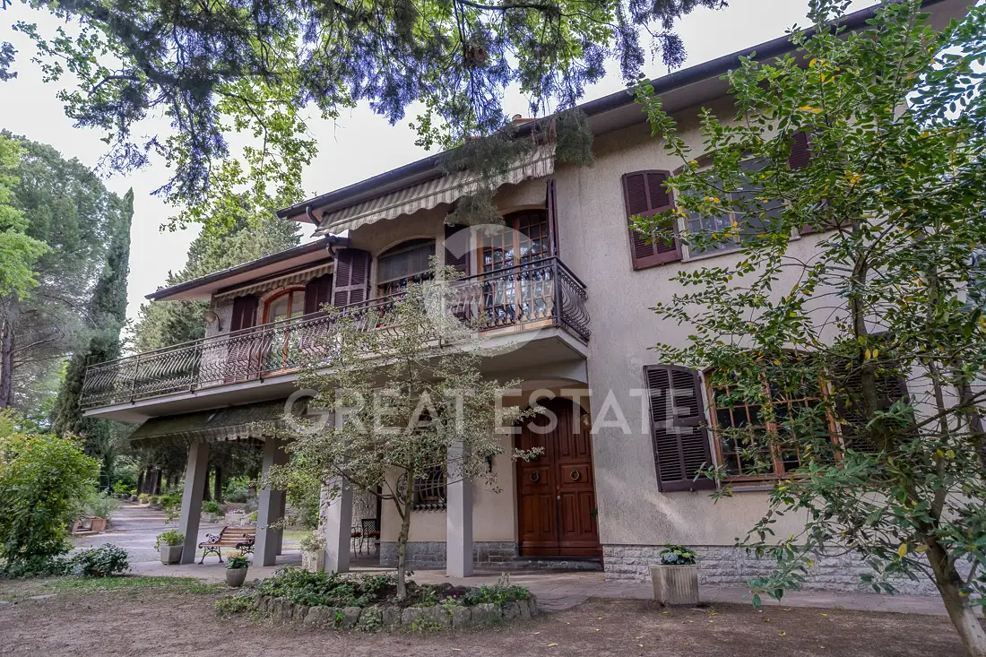 Дом 654м² в Италии, Сиена. Стоимостью 650000€ аренда фото-5