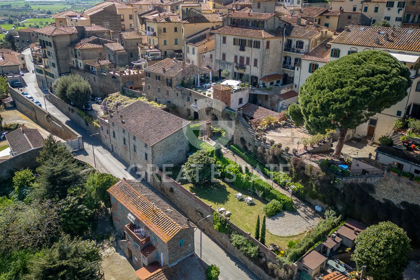 Квартира 559м² в Италии, Ареццо. Стоимостью 790000€ аренда фото-7