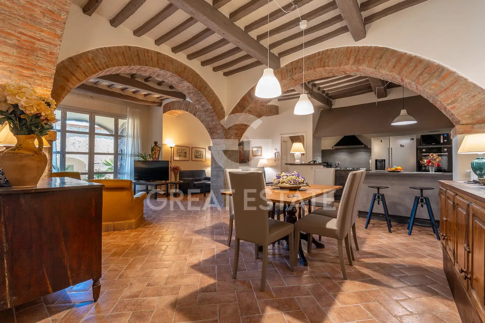 Квартира 559м² в Италии, Ареццо. Стоимостью 790000€ аренда фото-15