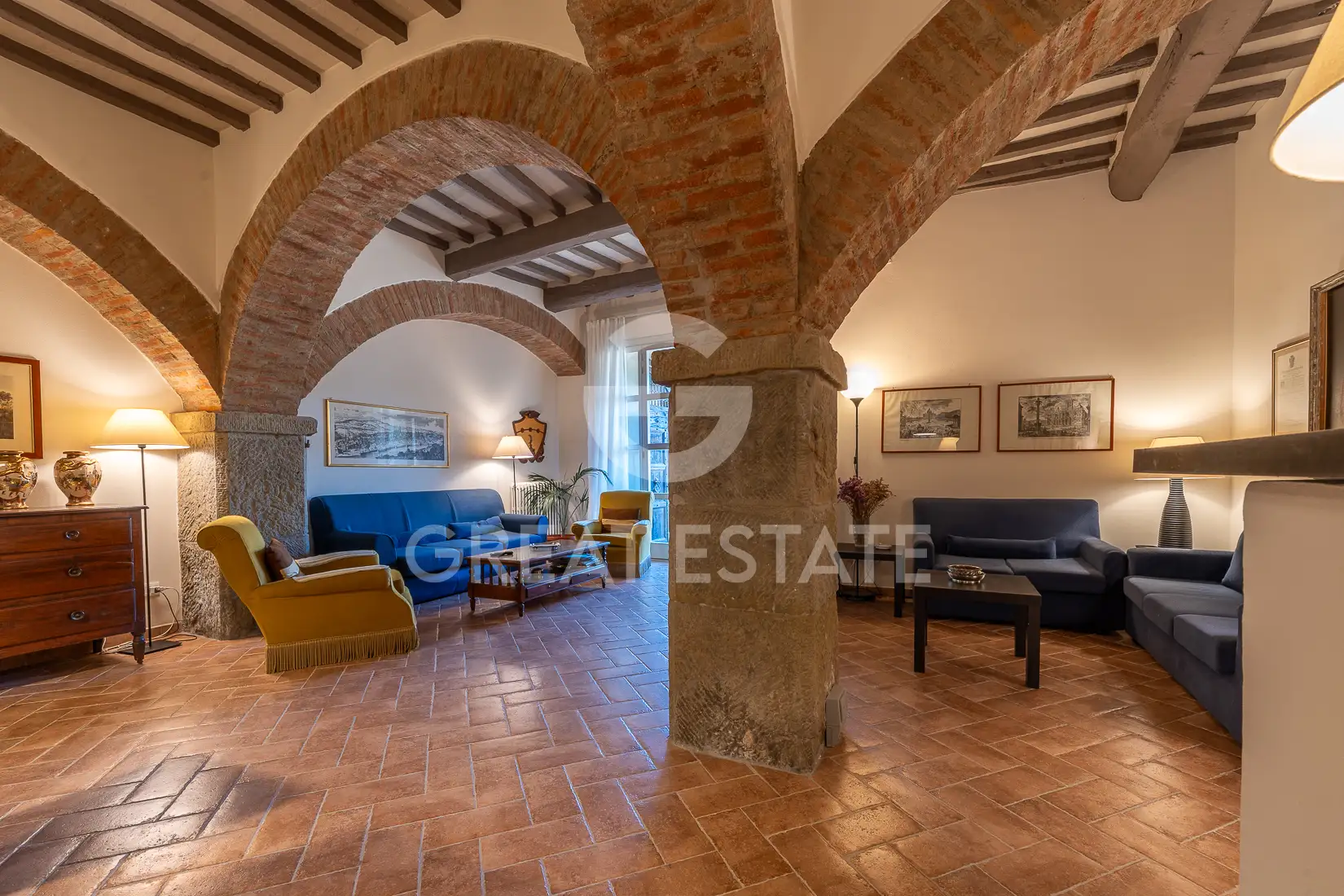 Квартира 559м² в Италии, Ареццо. Стоимостью 790000€ аренда фото-12