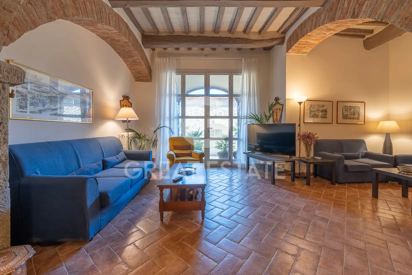 Квартира 559м² в Италии, Ареццо. Стоимостью 790000€ аренда фото-13