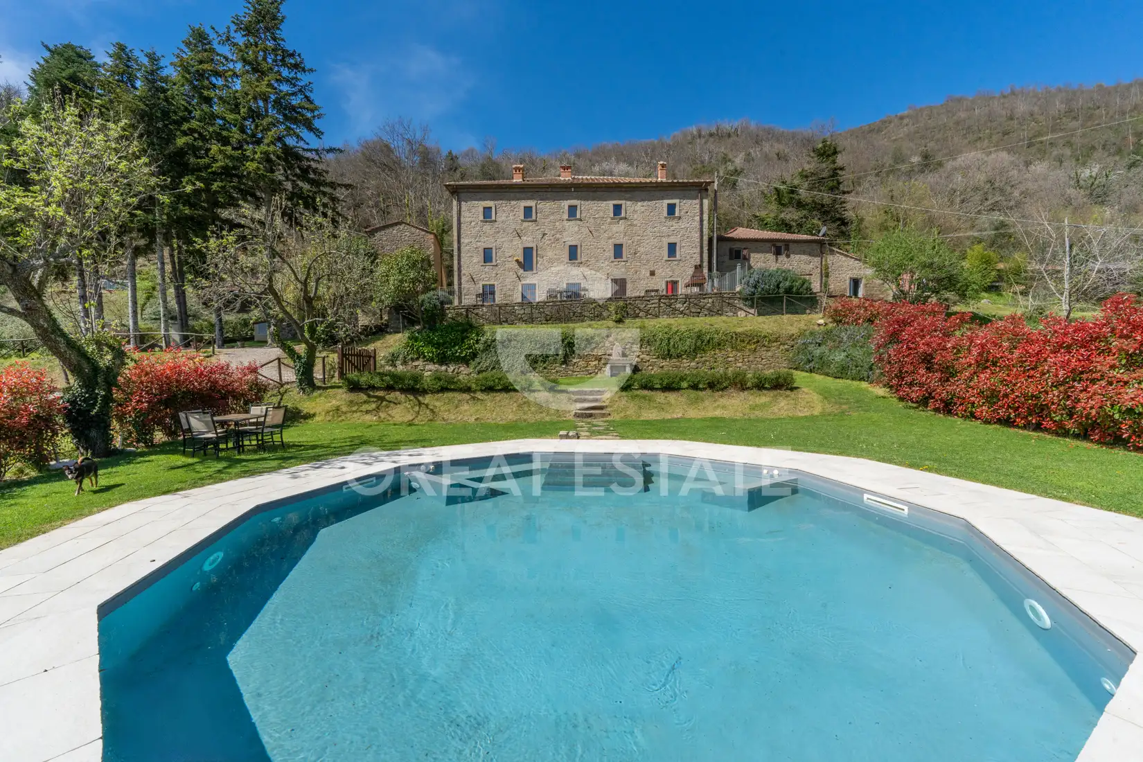 Дом 1704м² в Италии, Ареццо. Стоимостью 1690000€ аренда фото-5