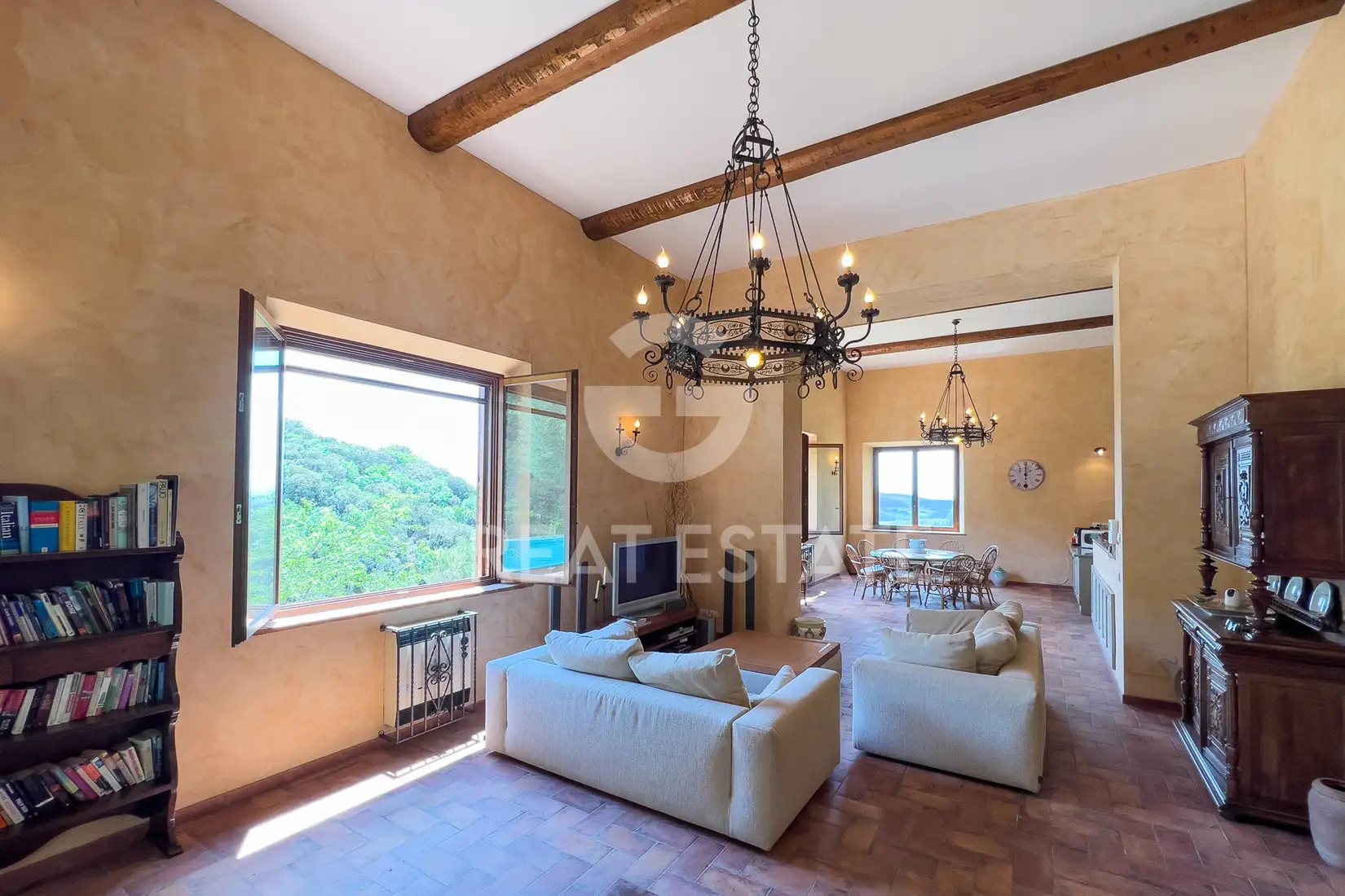 Дом 284м² в Италии, Сиена. Стоимостью 990000€ аренда фото-14