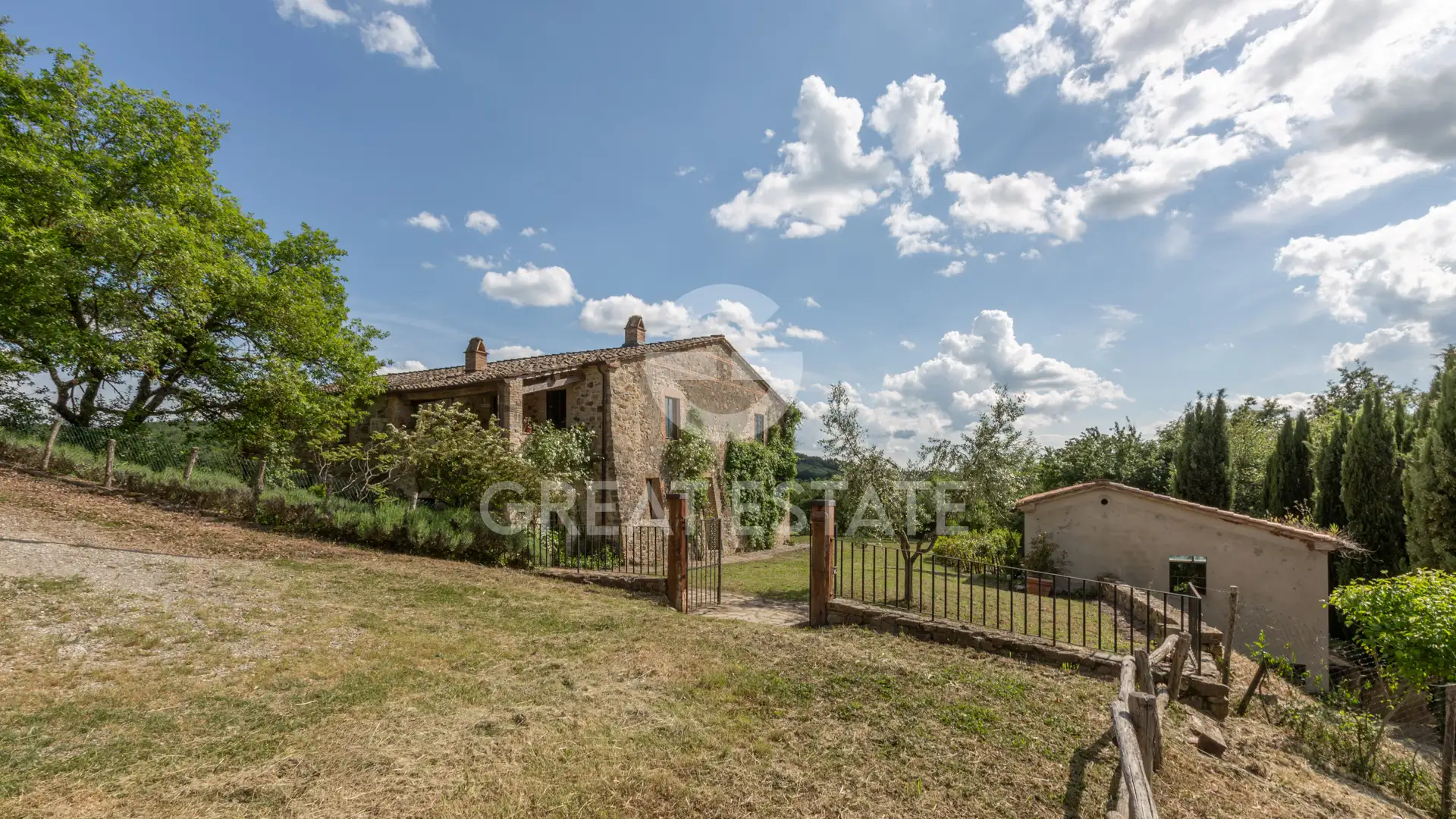 Дом 565м² в Италии, Сиена. Стоимостью 1300000€ аренда фото-8