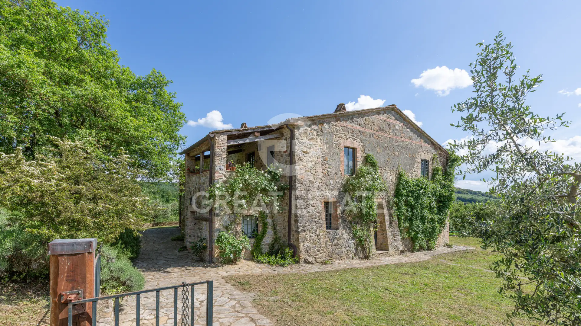 Дом 565м² в Италии, Сиена. Стоимостью 1300000€ аренда фото-9