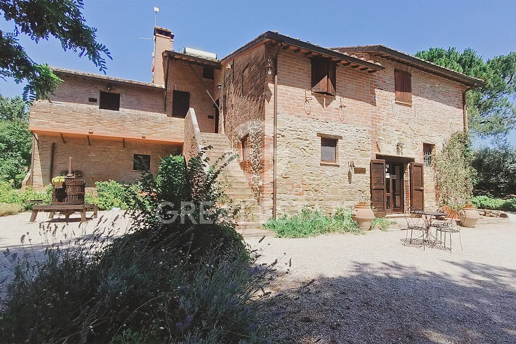 Дом 1371м² в Италии, Перуджа. Стоимостью 2200000€ аренда фото-5