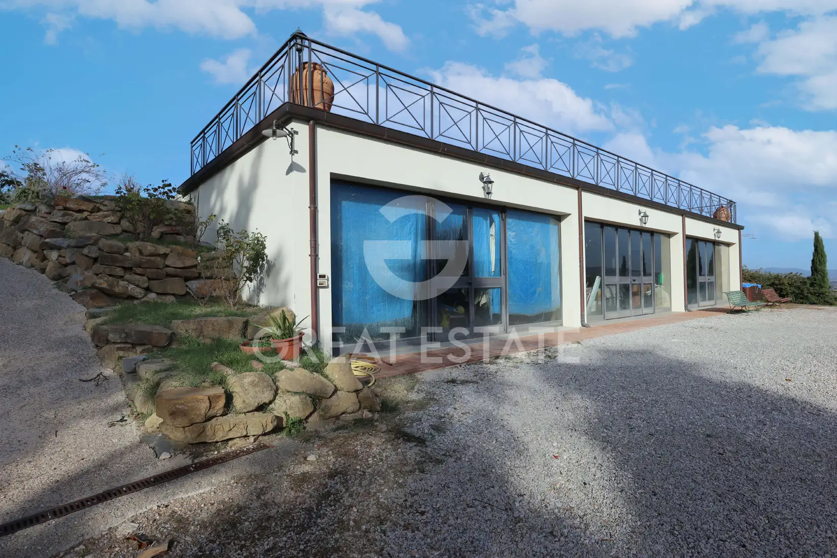 Дом 1371м² в Италии, Перуджа. Стоимостью 2200000€ аренда фото-13