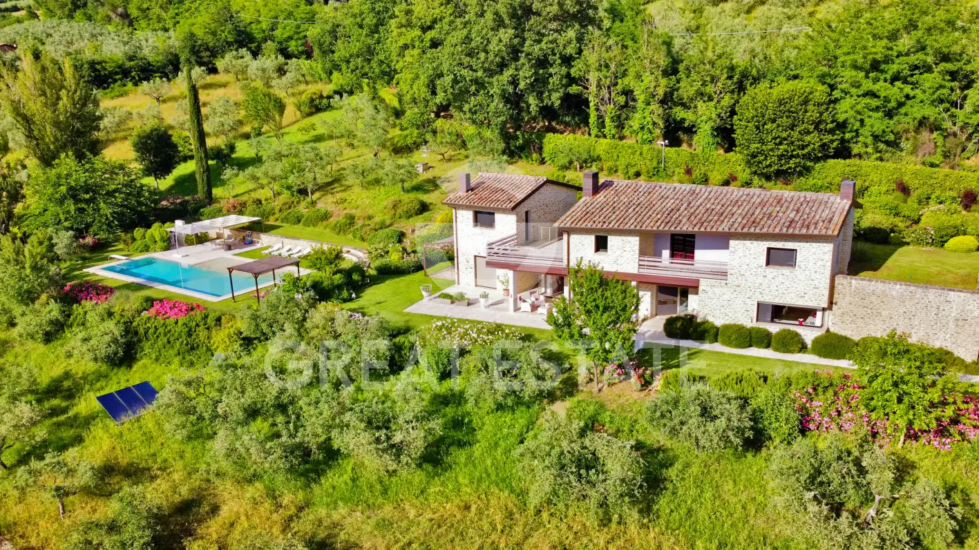 Дом 440м² в Италии, Перуджа. Стоимостью 1980000€ аренда фото-3