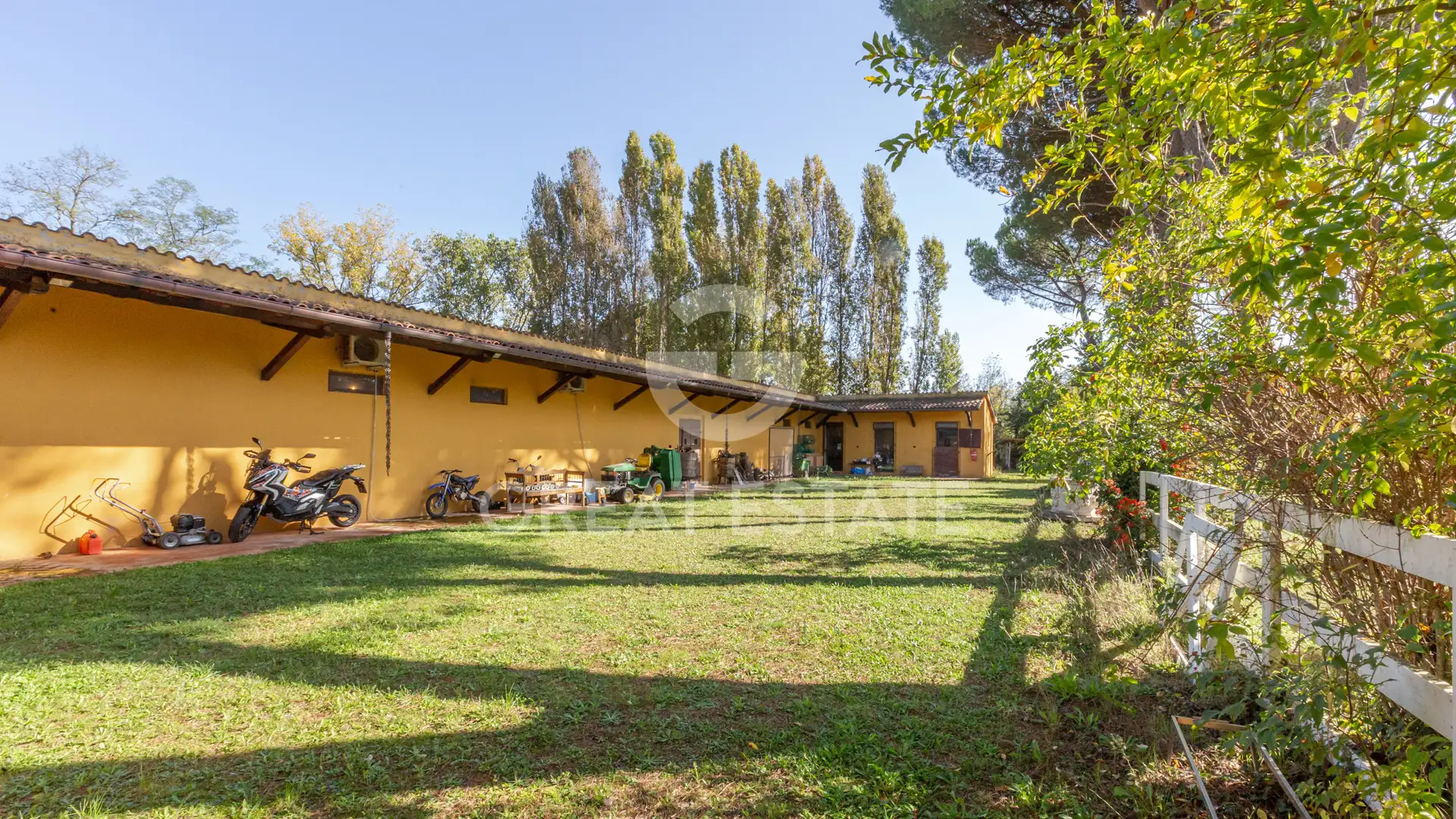 Дом 1031м² в Италии, Ареццо. Стоимостью 1800000€ аренда фото-14
