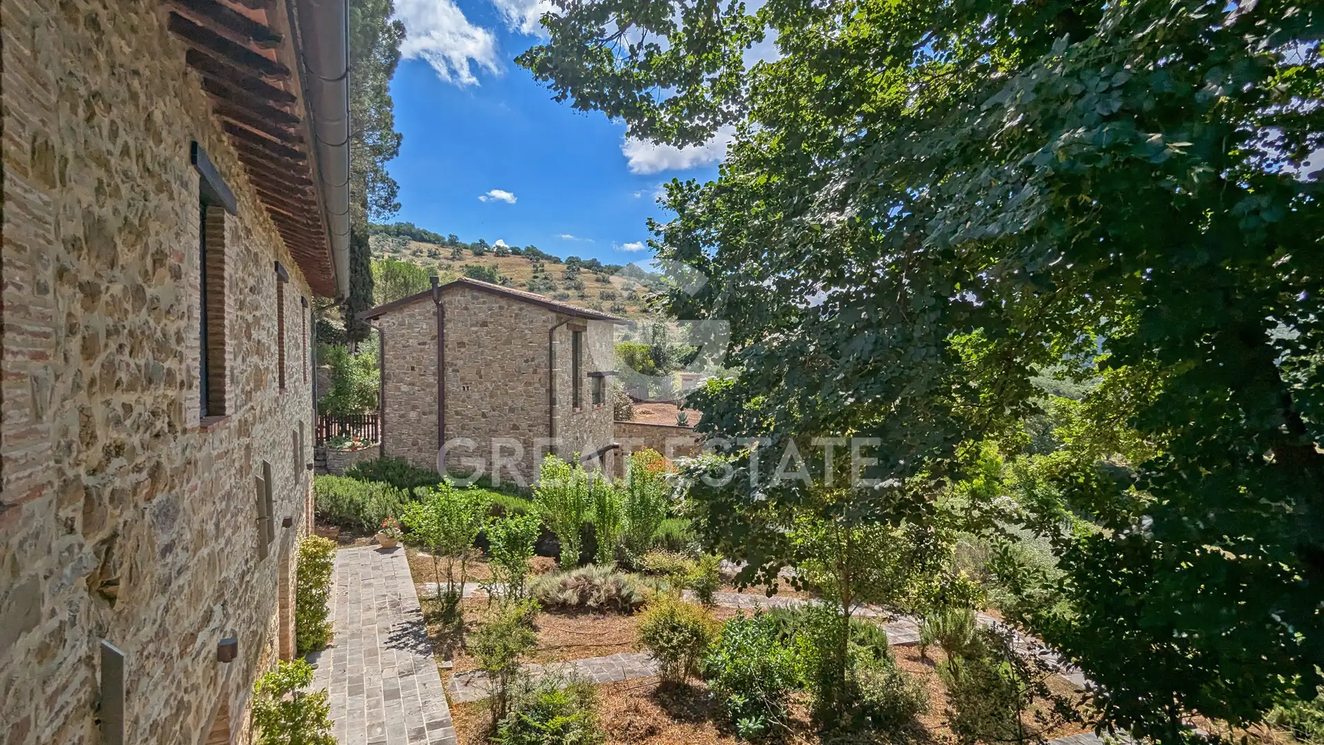 Дом 851м² в Италии, Перуджа. Стоимостью 2380000€ аренда фото-9