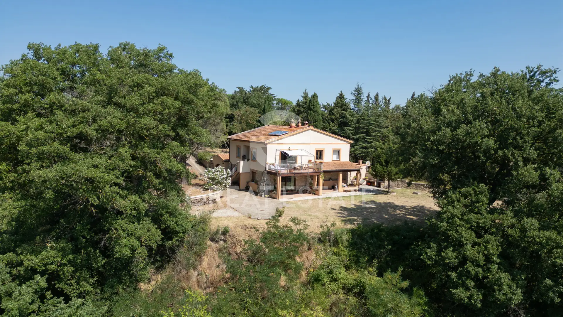 Дом 488м² в Италии, Терни. Стоимостью 570000€ аренда фото-1