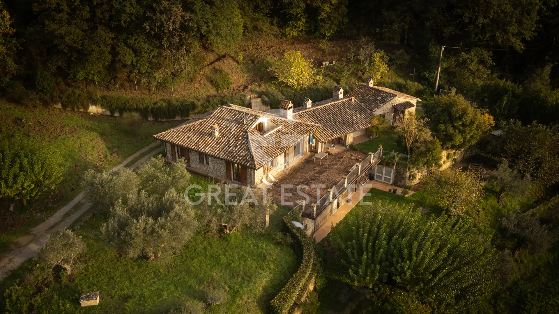 Дом 566м² в Италии, Перуджа. Стоимостью 850000€ аренда фото-5