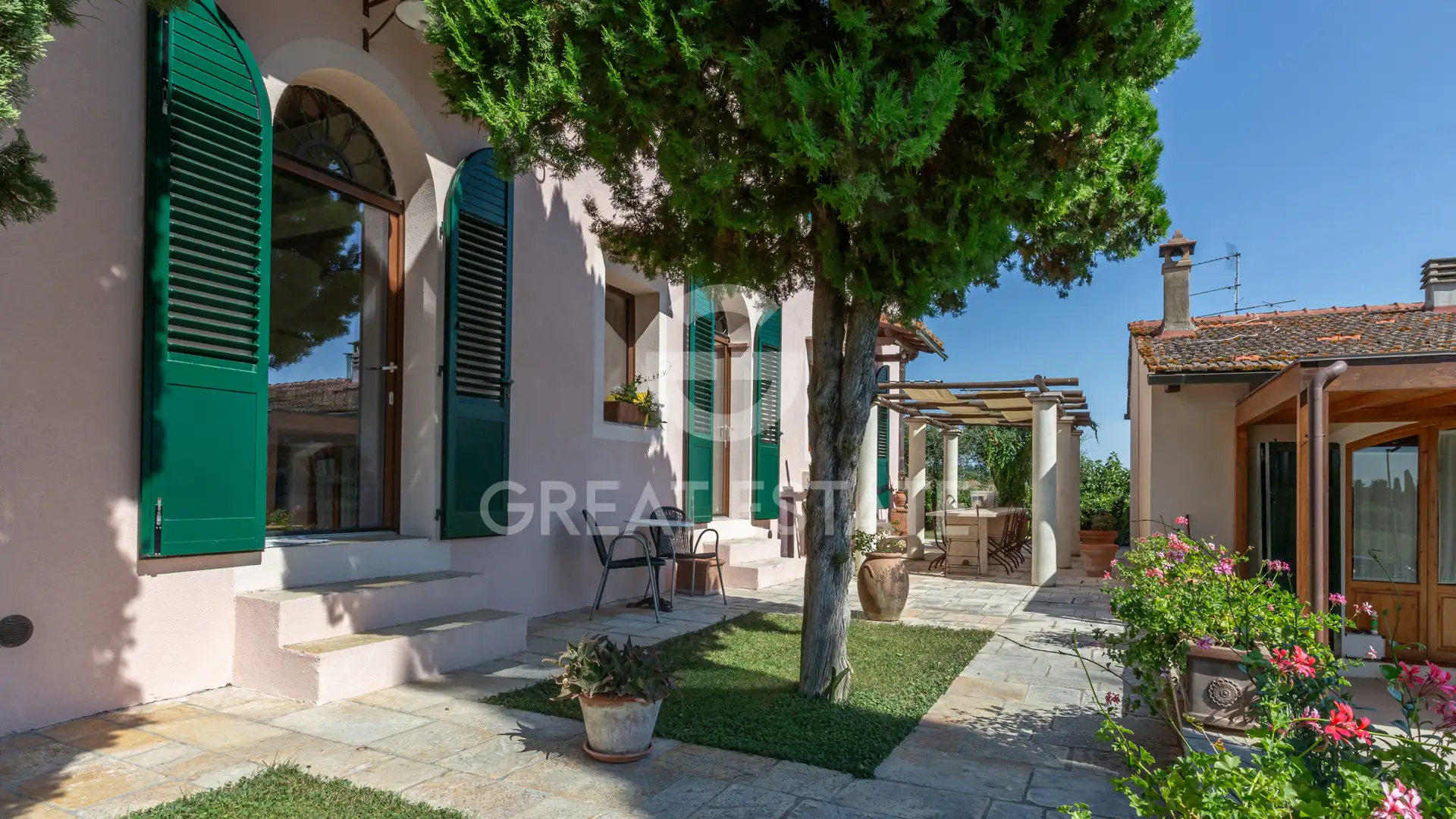 Дом 216м² в Италии, Сиена. Стоимостью 660000€ аренда фото-4