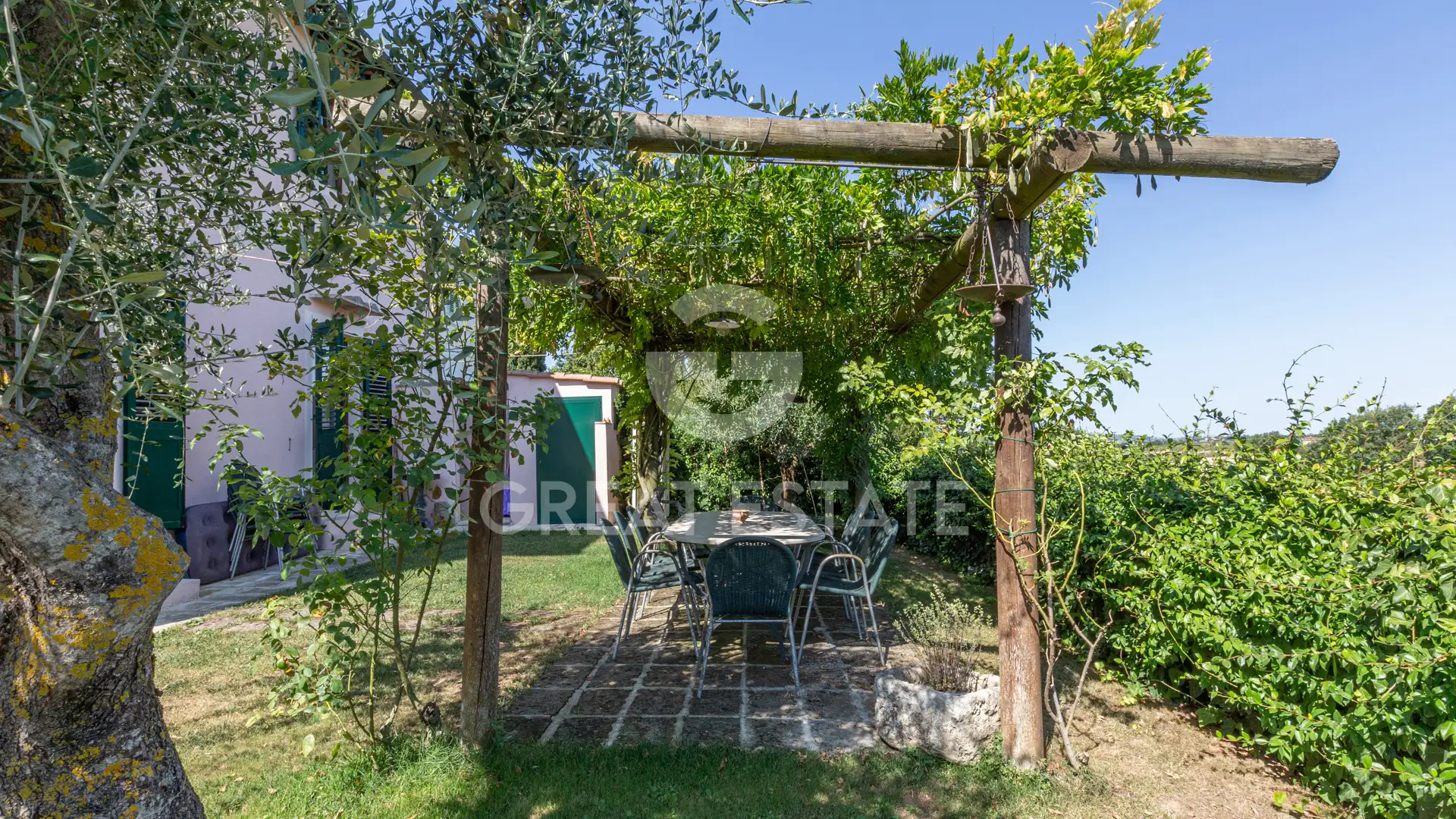 Дом 216м² в Италии, Сиена. Стоимостью 660000€ аренда фото-13