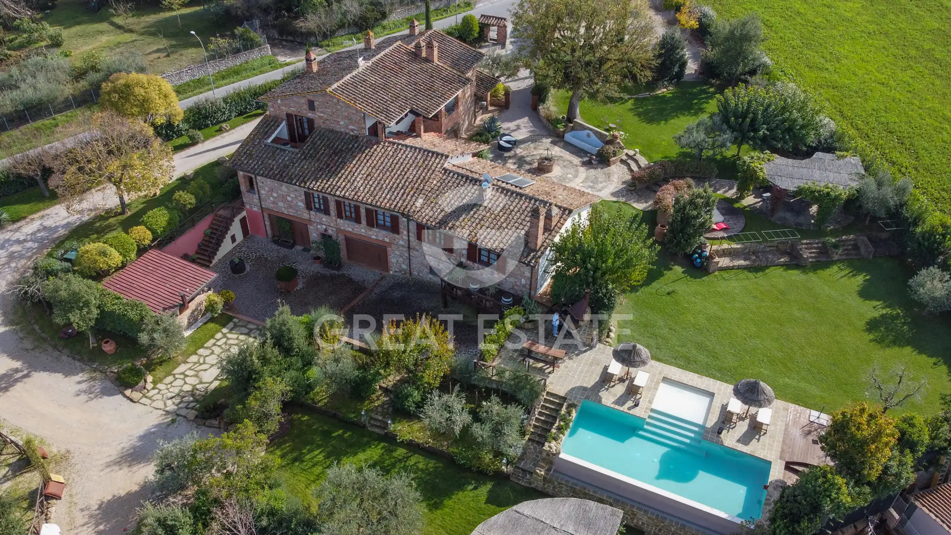 Дом 851м² в Италии, Перуджа. Стоимостью 1790000€ аренда фото-3