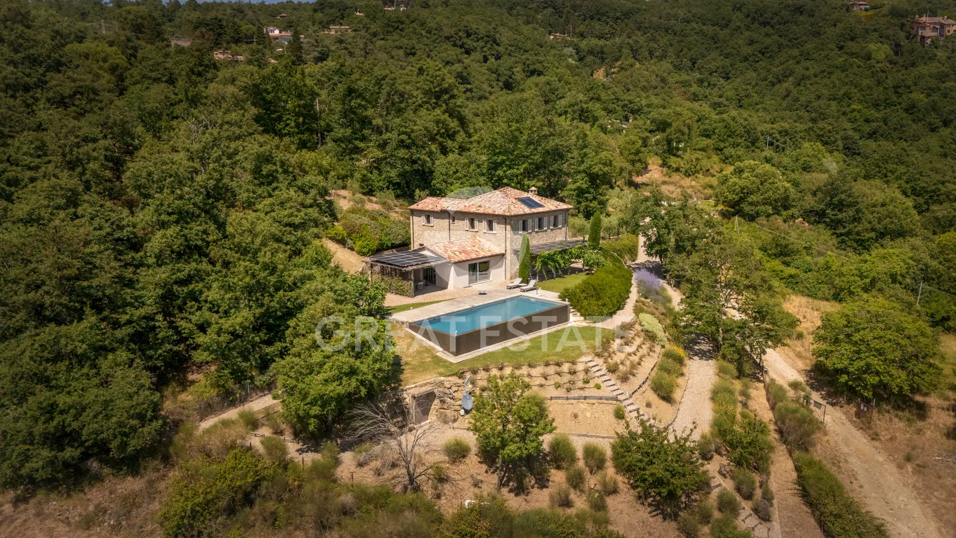 Дом 587м² в Италии, Перуджа. Стоимостью 2250000€ аренда фото-2