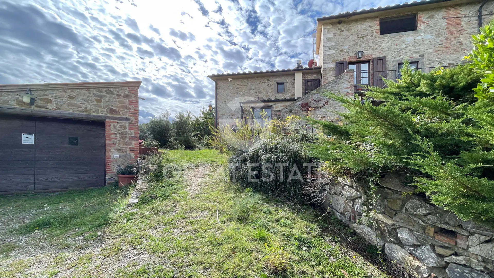 Дом 250м² в Италии, Сиена. Стоимостью 650000€ аренда фото-12