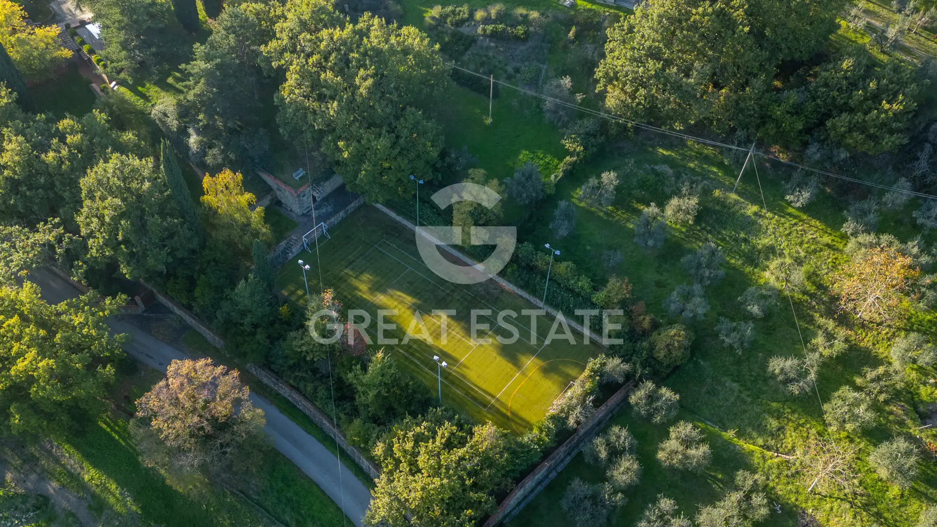 Дом 424м² в Италии, Ареццо. Стоимостью 1400000€ аренда фото-9