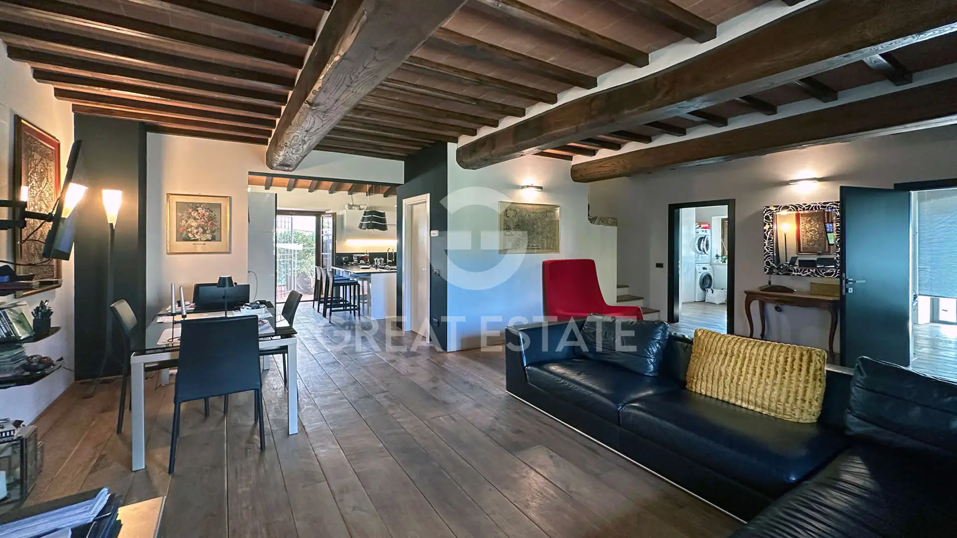Вилла 354м² в Италии, Сиена. Стоимостью 550000€ аренда фото-13