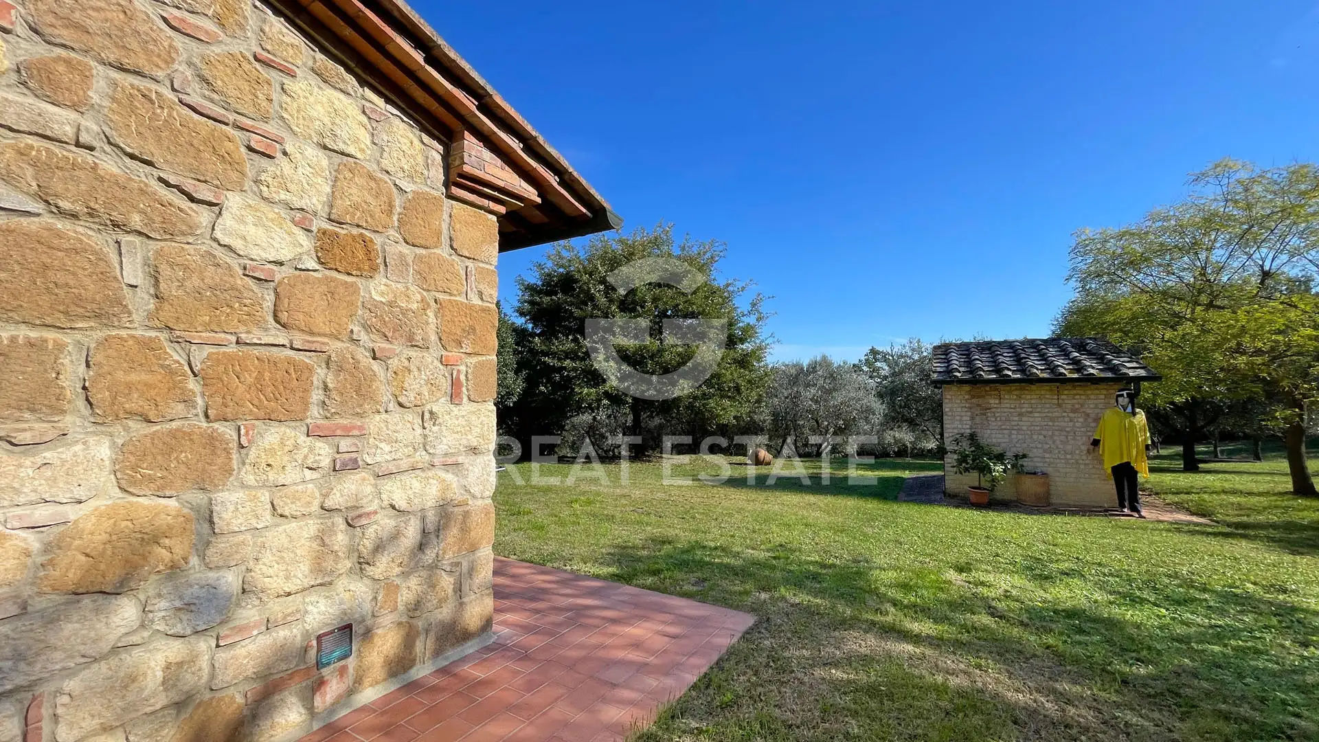 Дом 357м² в Италии, Сиена. Стоимостью 1400000€ аренда фото-12
