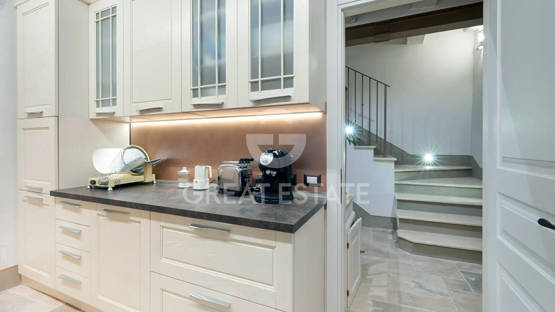 Квартира 300м² в Италии, Сиена. Стоимостью 1260000€ аренда фото-13