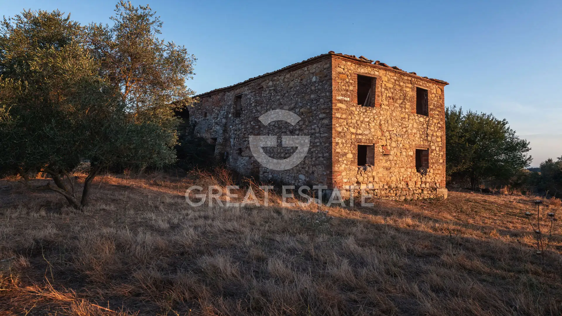 Дом 482м² в Италии, Сиена. Стоимостью 760000€ аренда фото-13