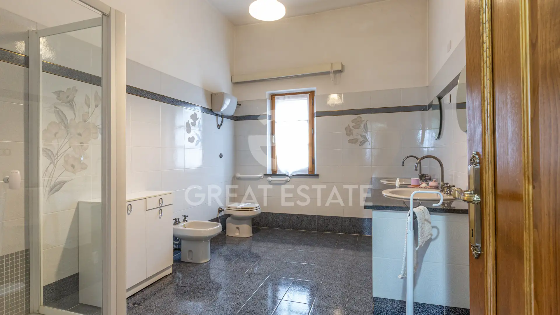 Квартира 381м² в Италии, Сиена. Стоимостью 280000€ аренда фото-7