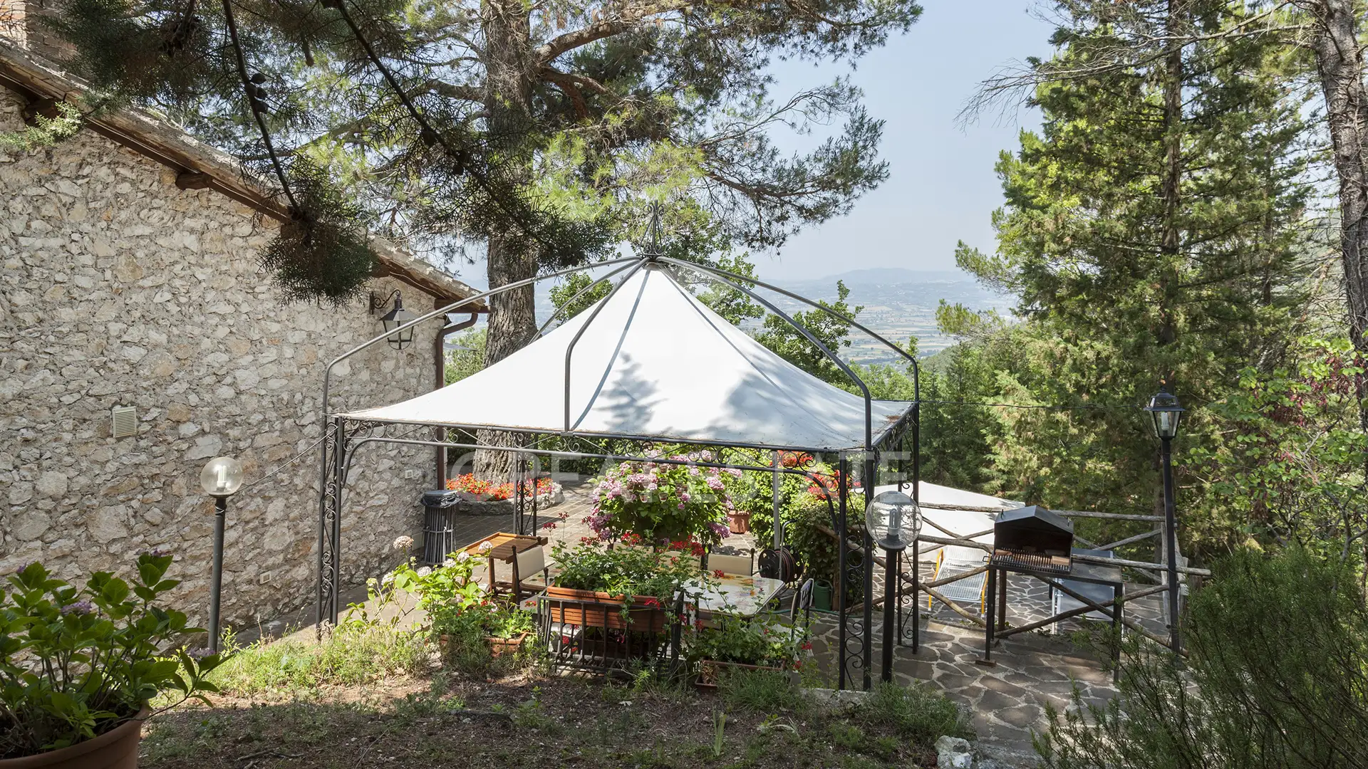Вилла 370м² в Италии, Перуджа. Стоимостью 495000€ аренда фото-9